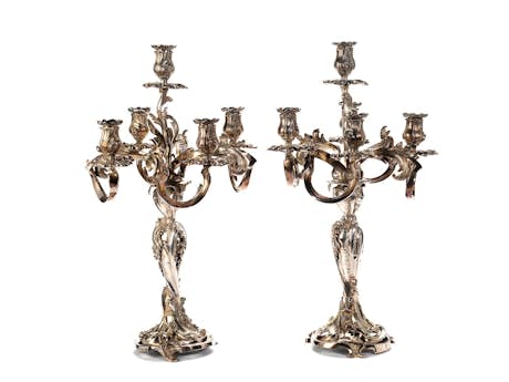 Zwei Leuchter im Louis XV-Stil